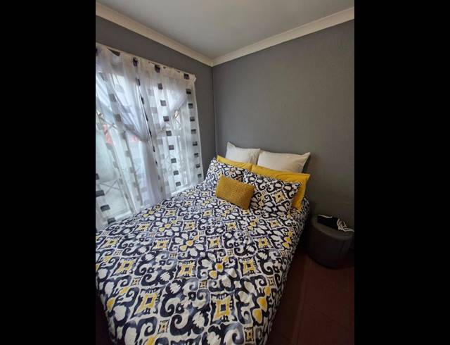 2 BEDROOM HOUSE FOR SALE IN SAVANNA CITY